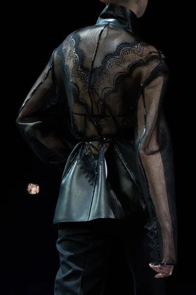 Look 70